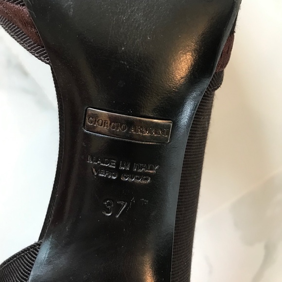 Giorgio Armani Pumps, High Heels, US 7.5, Dark Brown, Made in Italy $1095 SALE - Picture 6 of 6